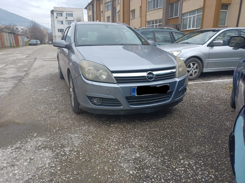 Opel Astra 1, 6, снимка 3 - Автомобили и джипове - 53386211