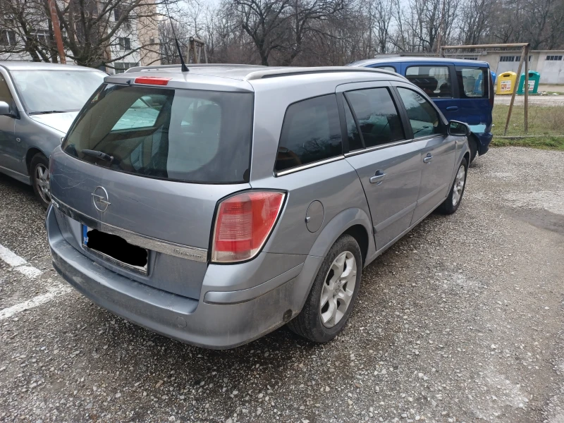 Opel Astra 1, 6, снимка 4 - Автомобили и джипове - 53386211