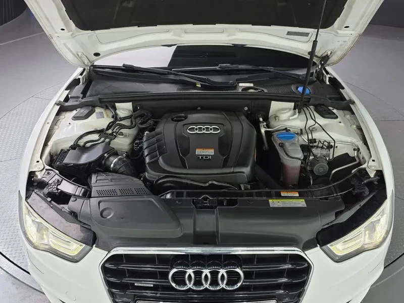 Audi A5 2.0 TDI Quattro, снимка 6 - Автомобили и джипове - 54551497