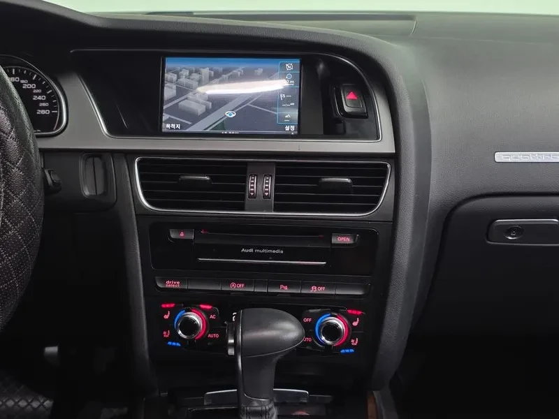 Audi A5 2.0 TDI Quattro, снимка 12 - Автомобили и джипове - 54551497