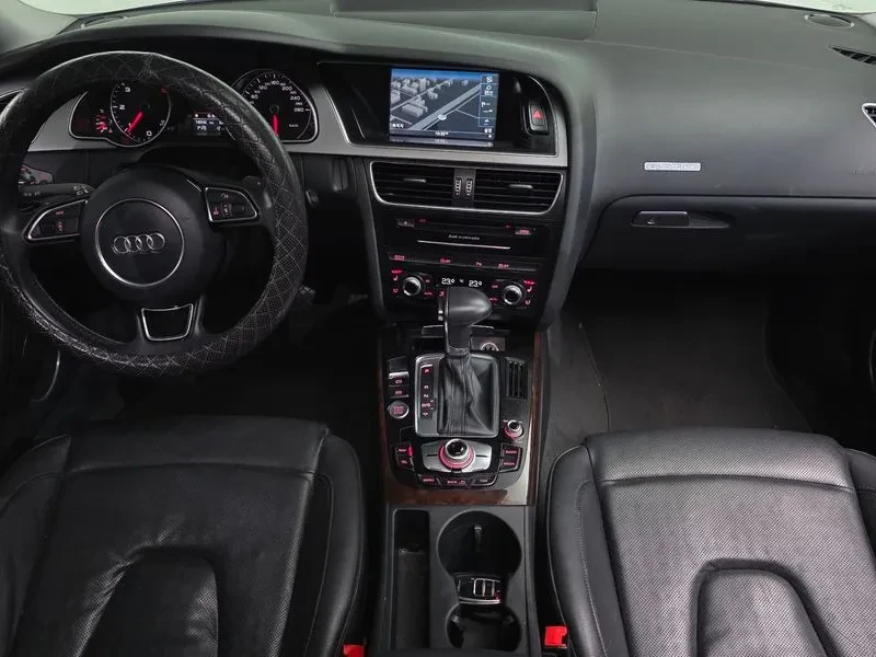 Audi A5 2.0 TDI Quattro, снимка 7 - Автомобили и джипове - 54551497