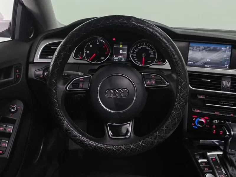 Audi A5 2.0 TDI Quattro, снимка 14 - Автомобили и джипове - 54551497