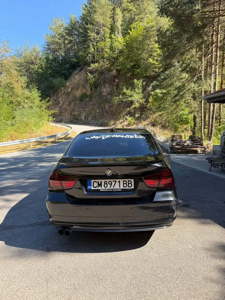 BMW 325 i 3L xDrive, снимка 15 - Автомобили и джипове - 55994053