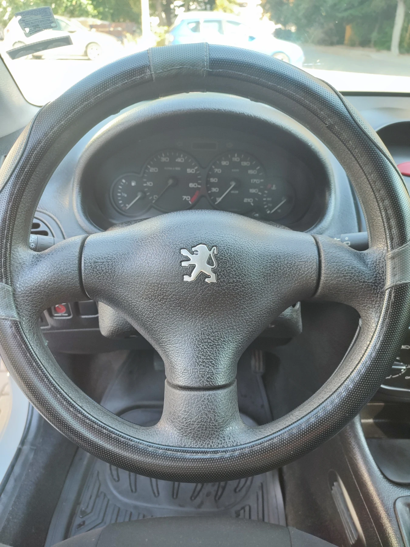 Peugeot 206 1.4 бензин | Mobile.bg — изображение 4