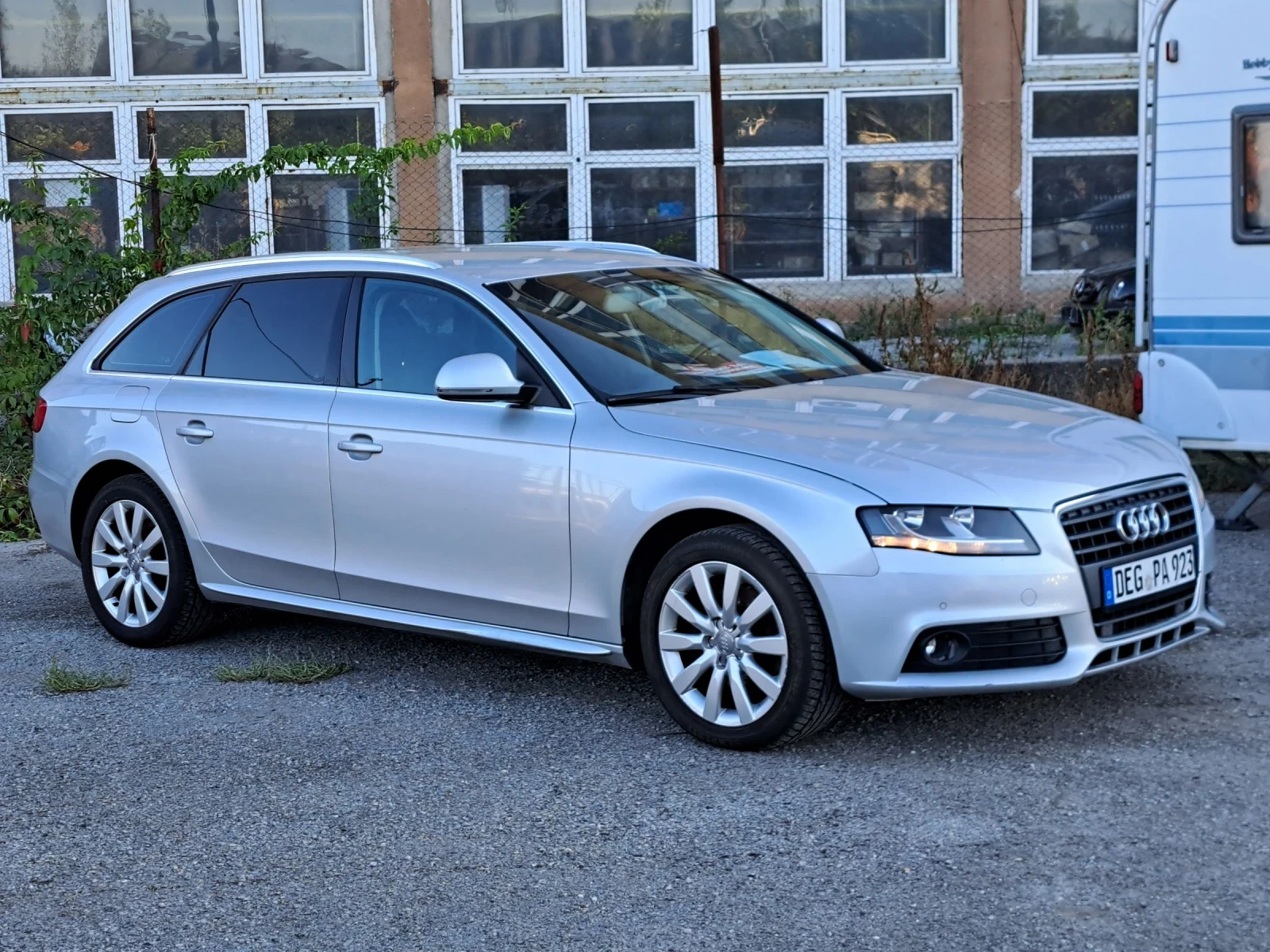 Audi A4 2.0tdi 143kc - изображение 2