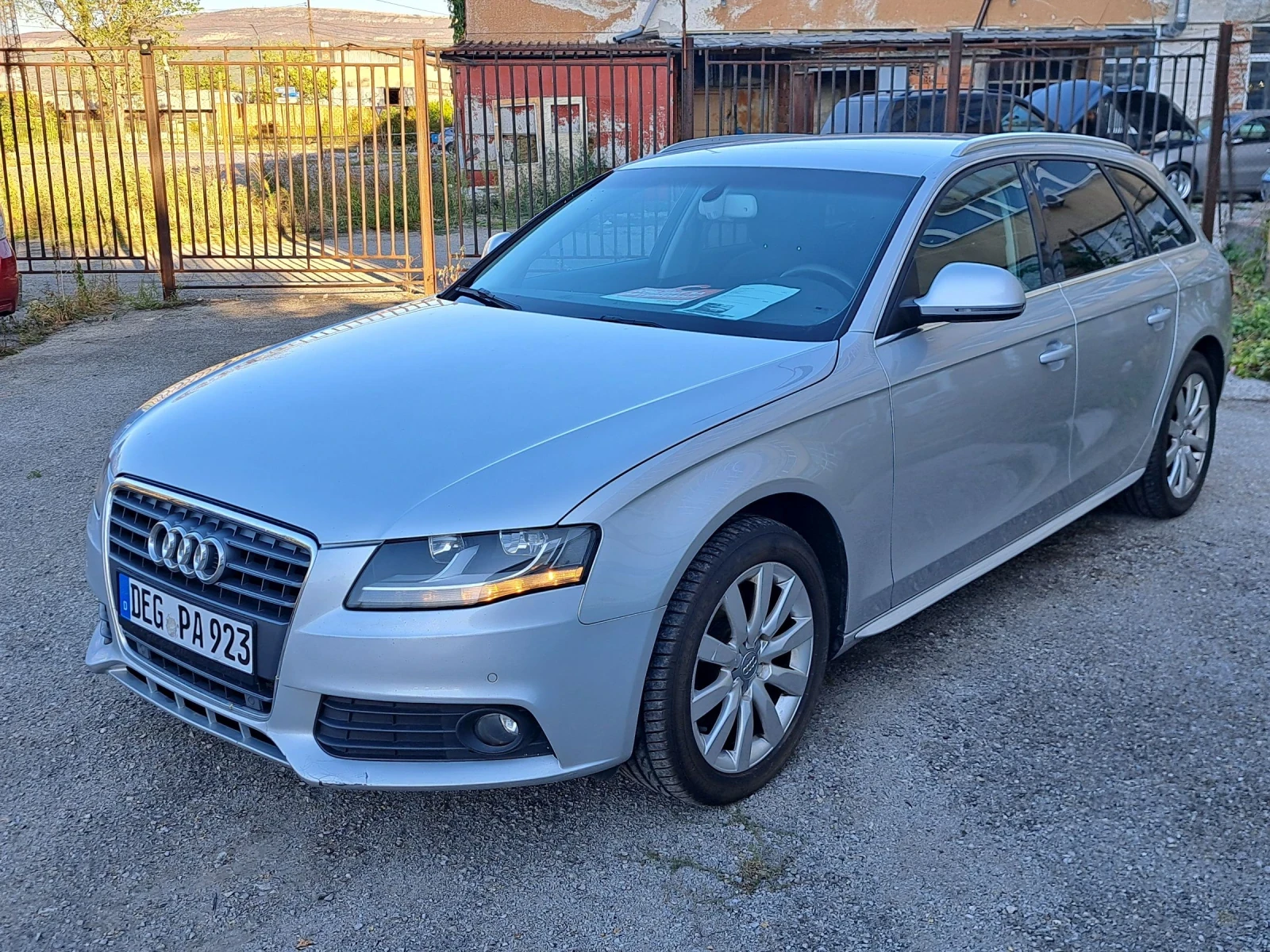 Audi A4 2.0tdi 143kc - изображение 5