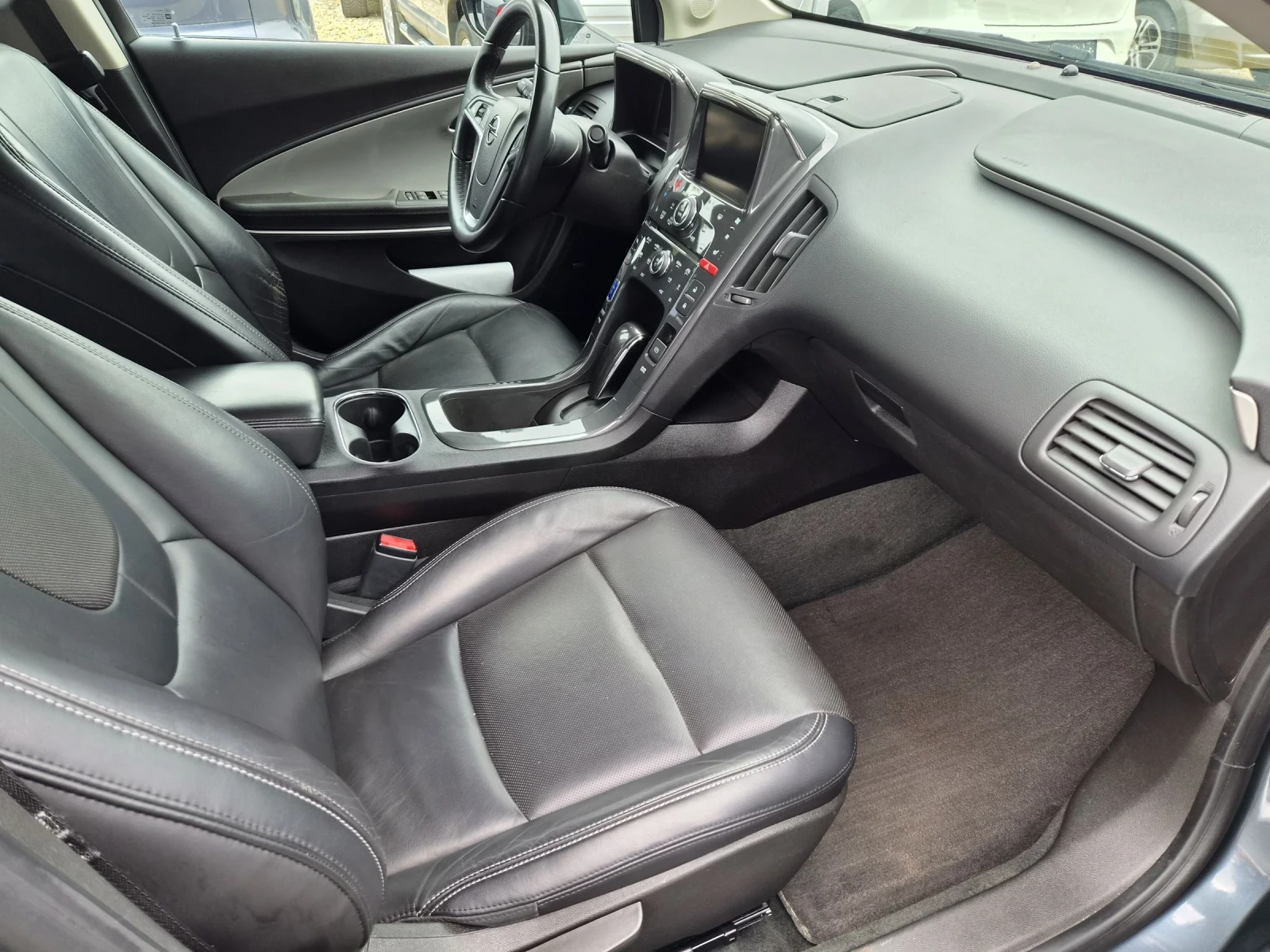 Opel Ampera 1.4HYBRID NAVI AUTOMAT , снимка 11 - Автомобили и джипове - 51835215