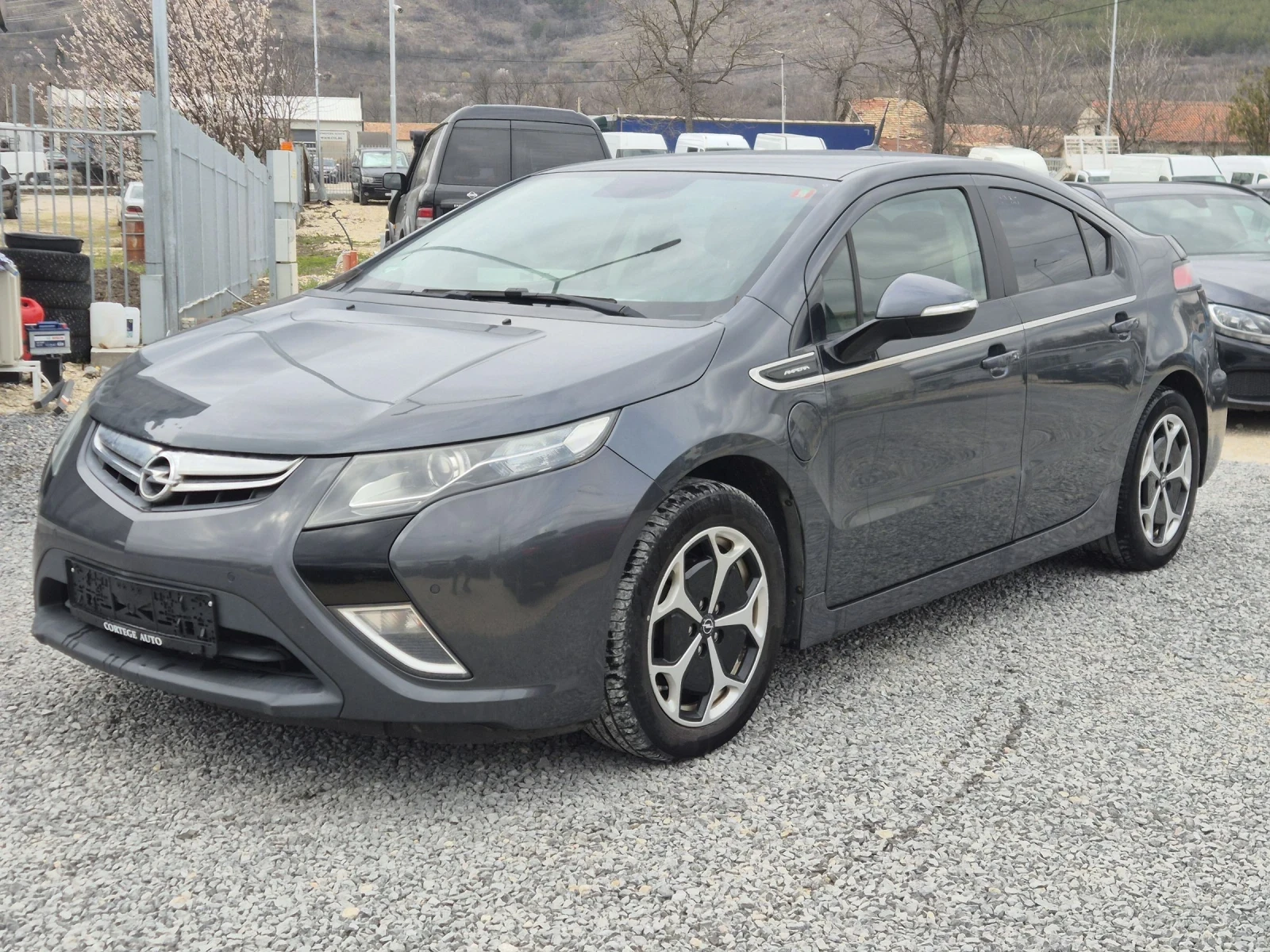 Opel Ampera 1.4HYBRID NAVI AUTOMAT , снимка 4 - Автомобили и джипове - 51835215