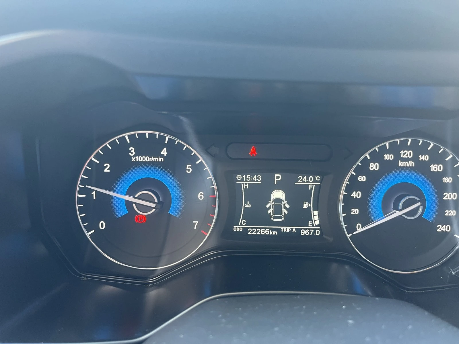 DONGFENG 580 Glory | Mobile.bg   5