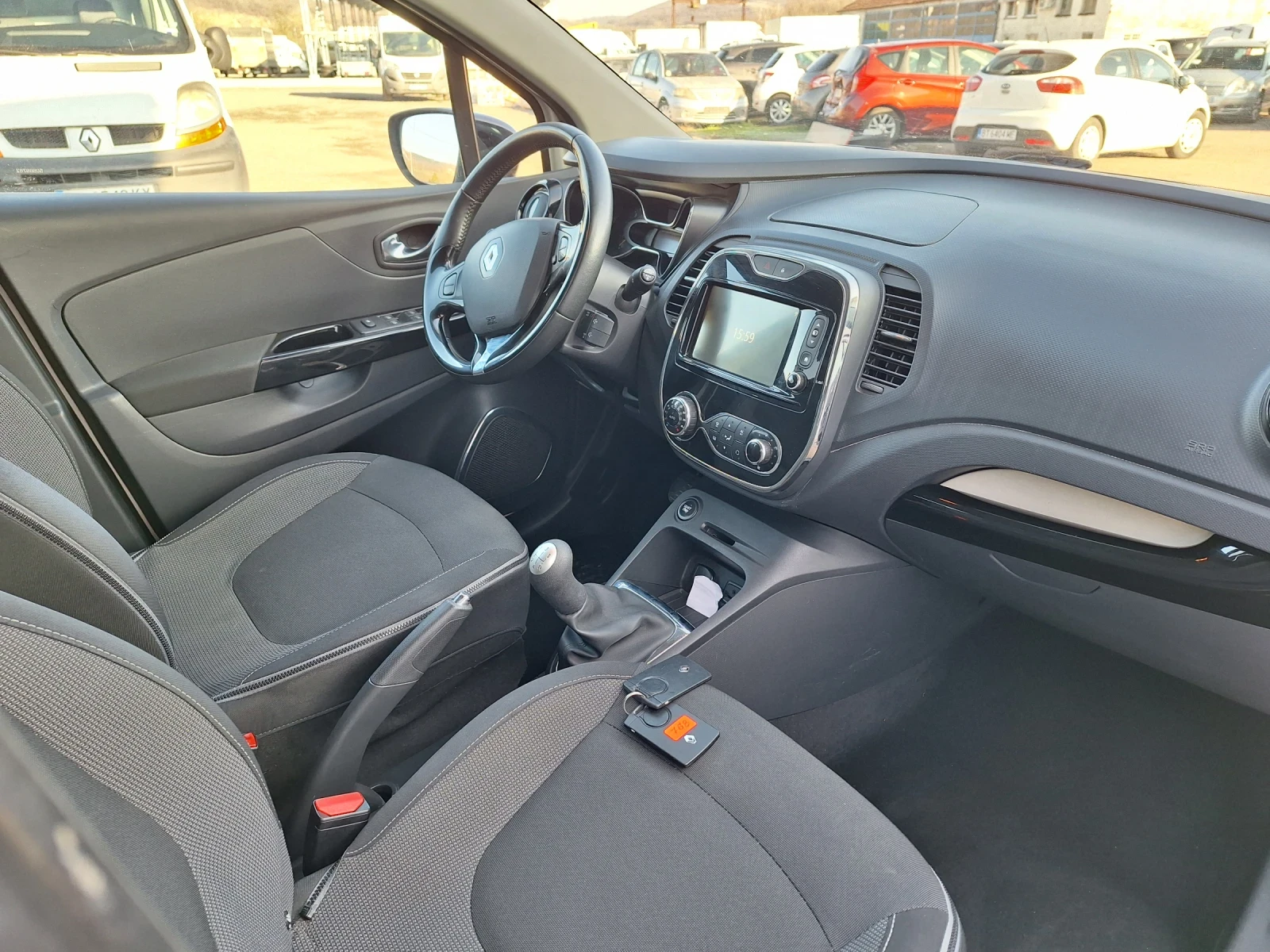 Renault Captur 1.5dci | Mobile.bg � ����������� 13