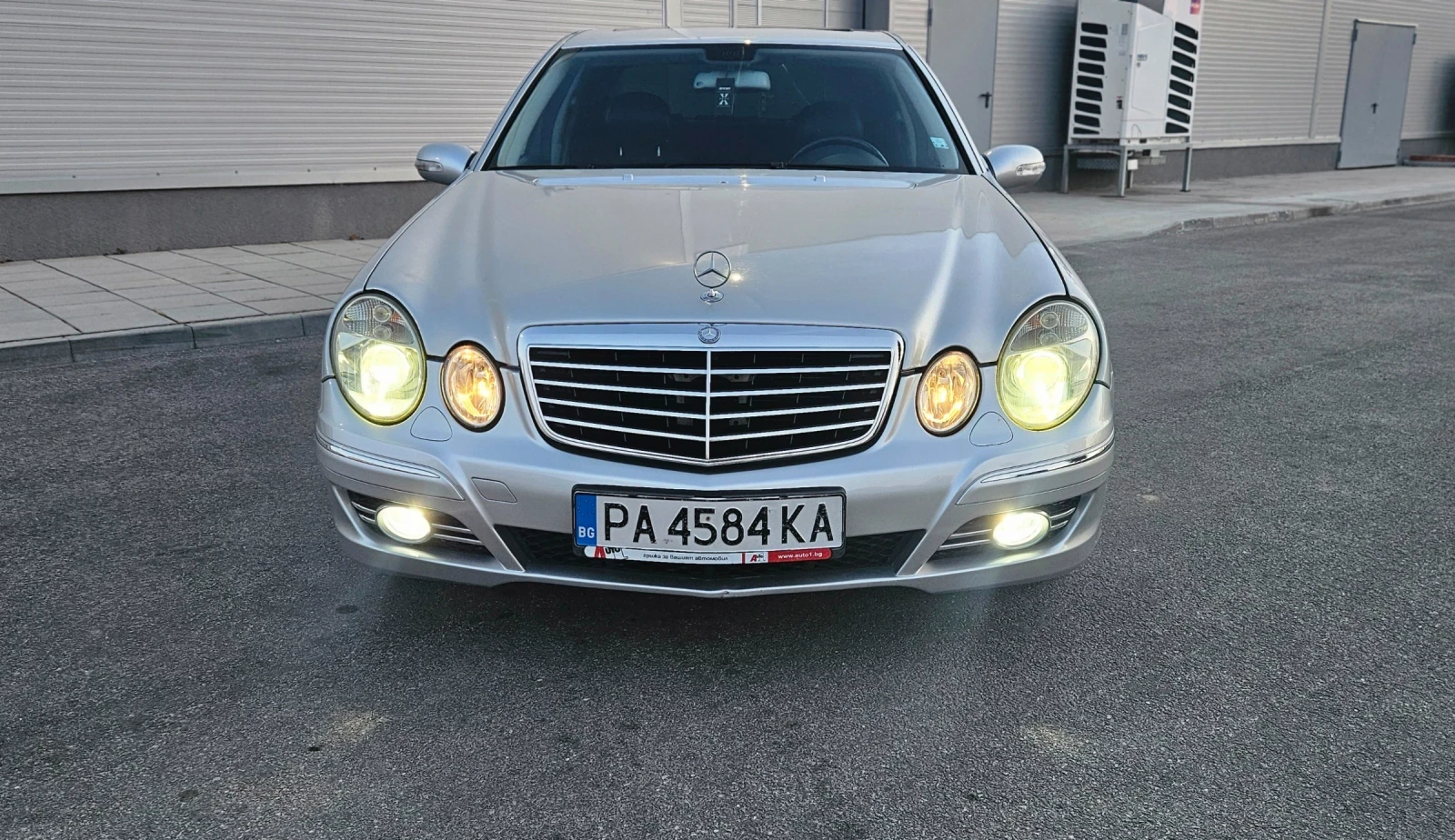 Mercedes-Benz E 320