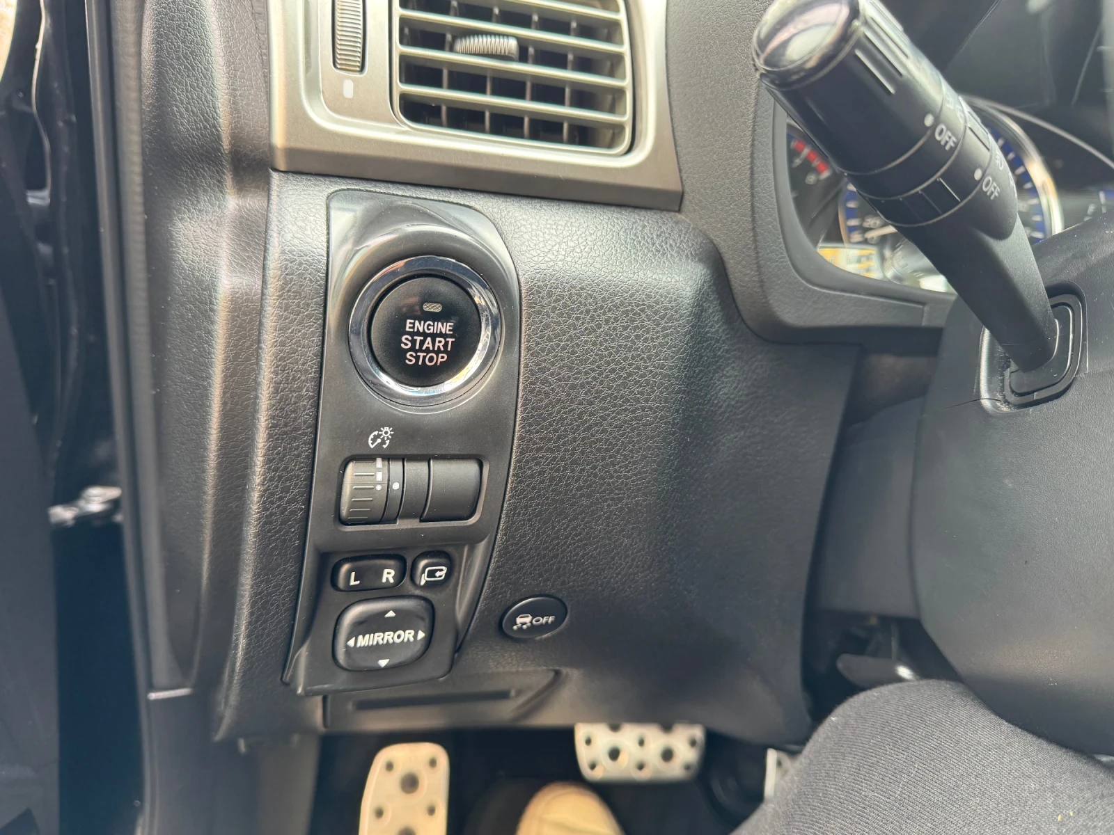 Subaru Forester 2.5 Автоматик, снимка 12 - Автомобили и джипове - 53933948