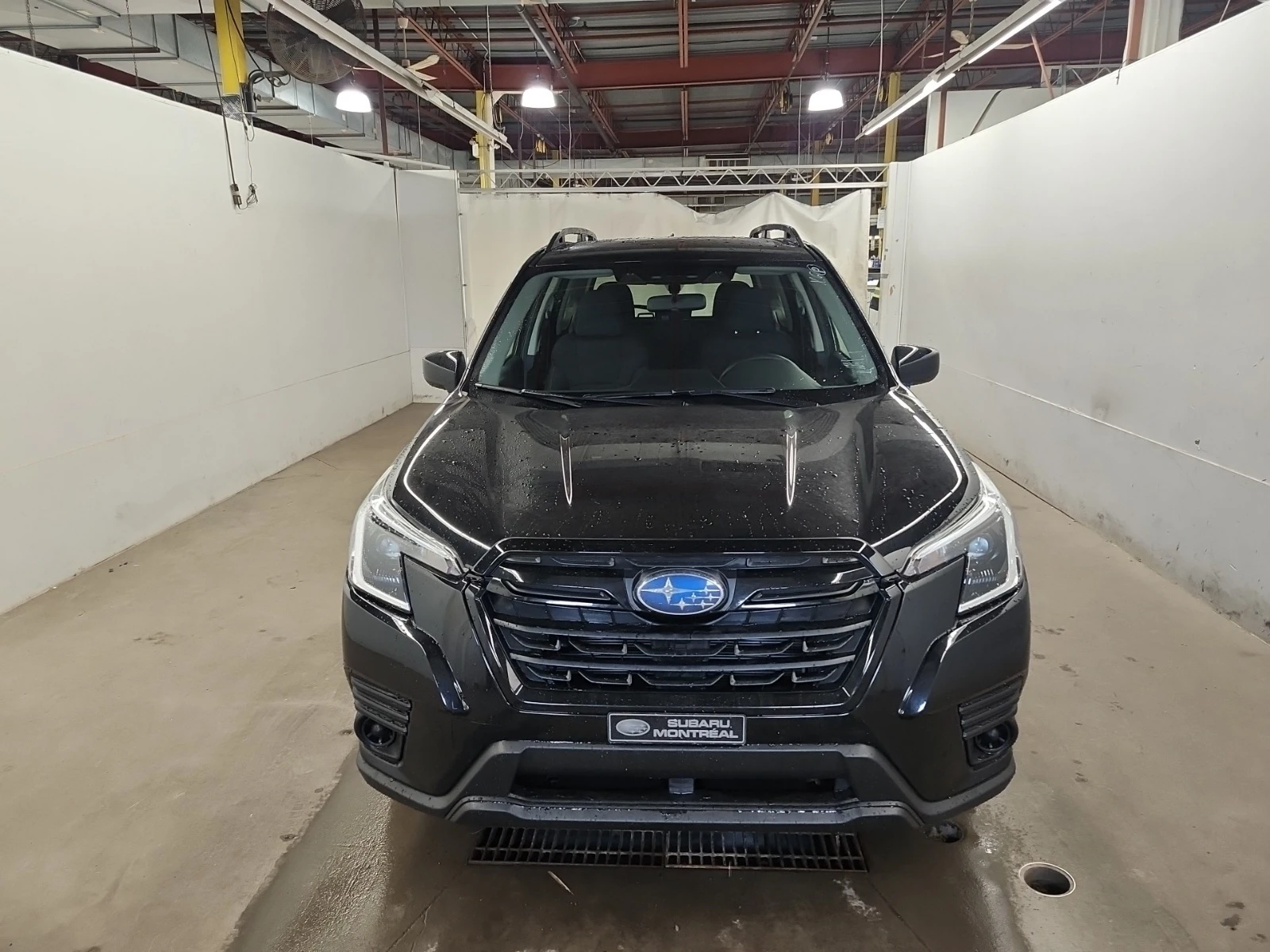 Subaru Forester AWD * 2.5 * Cервизна История * , снимка 2 - Автомобили и джипове - 53940877