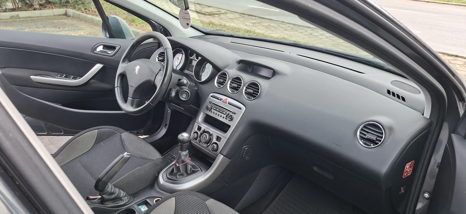 Peugeot 308, снимка 6 - Автомобили и джипове - 54056577