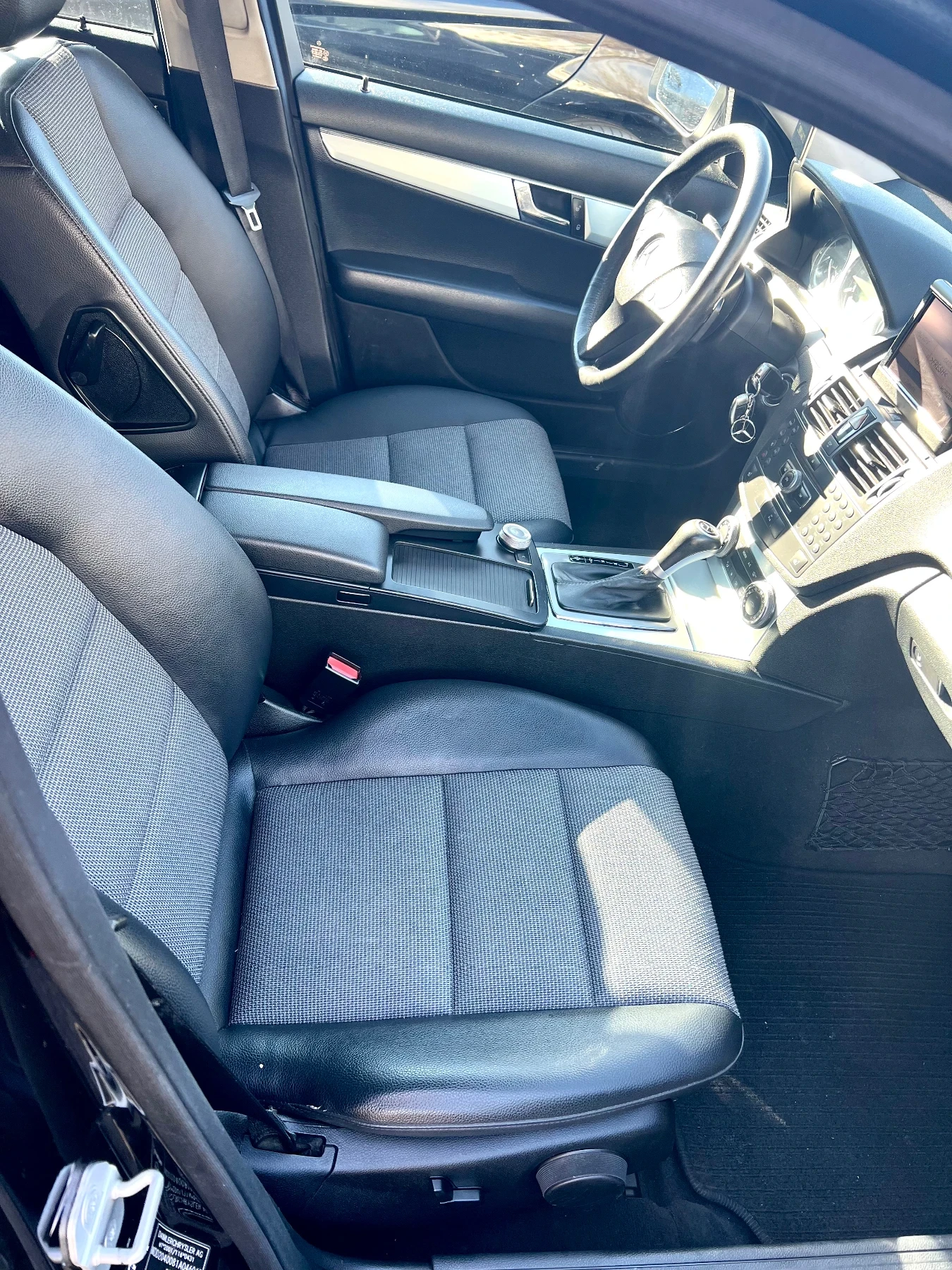 Mercedes-Benz C 220 CDI AVANTGARDE , снимка 14 - Автомобили и джипове - 54544962
