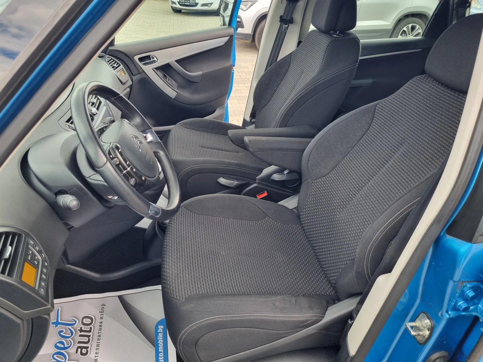 Citroen C4 Picasso 1.6HDi, снимка 8 - Автомобили и джипове - 54627005