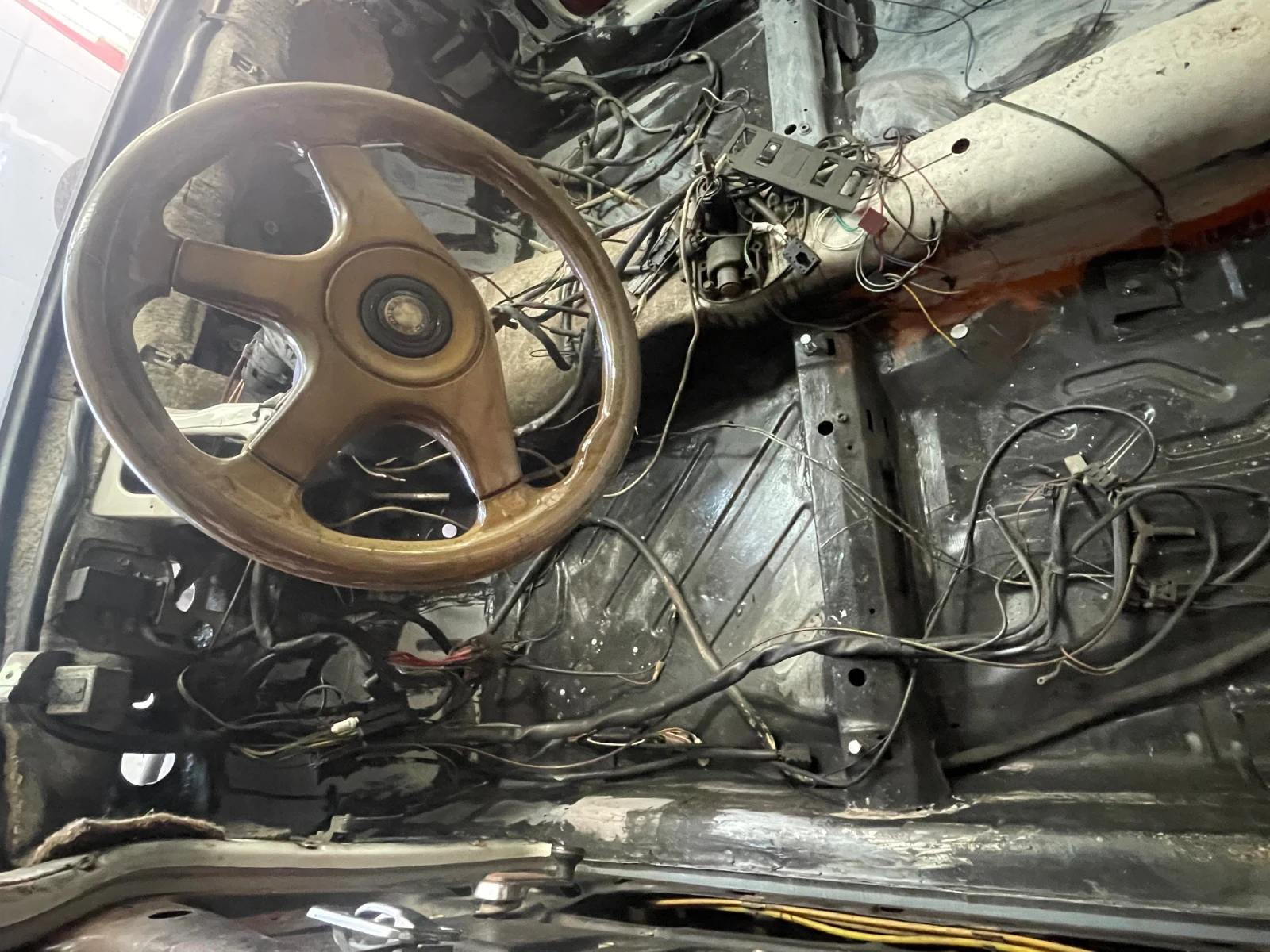 Mercedes-Benz 200, снимка 6 - Автомобили и джипове - 55079882