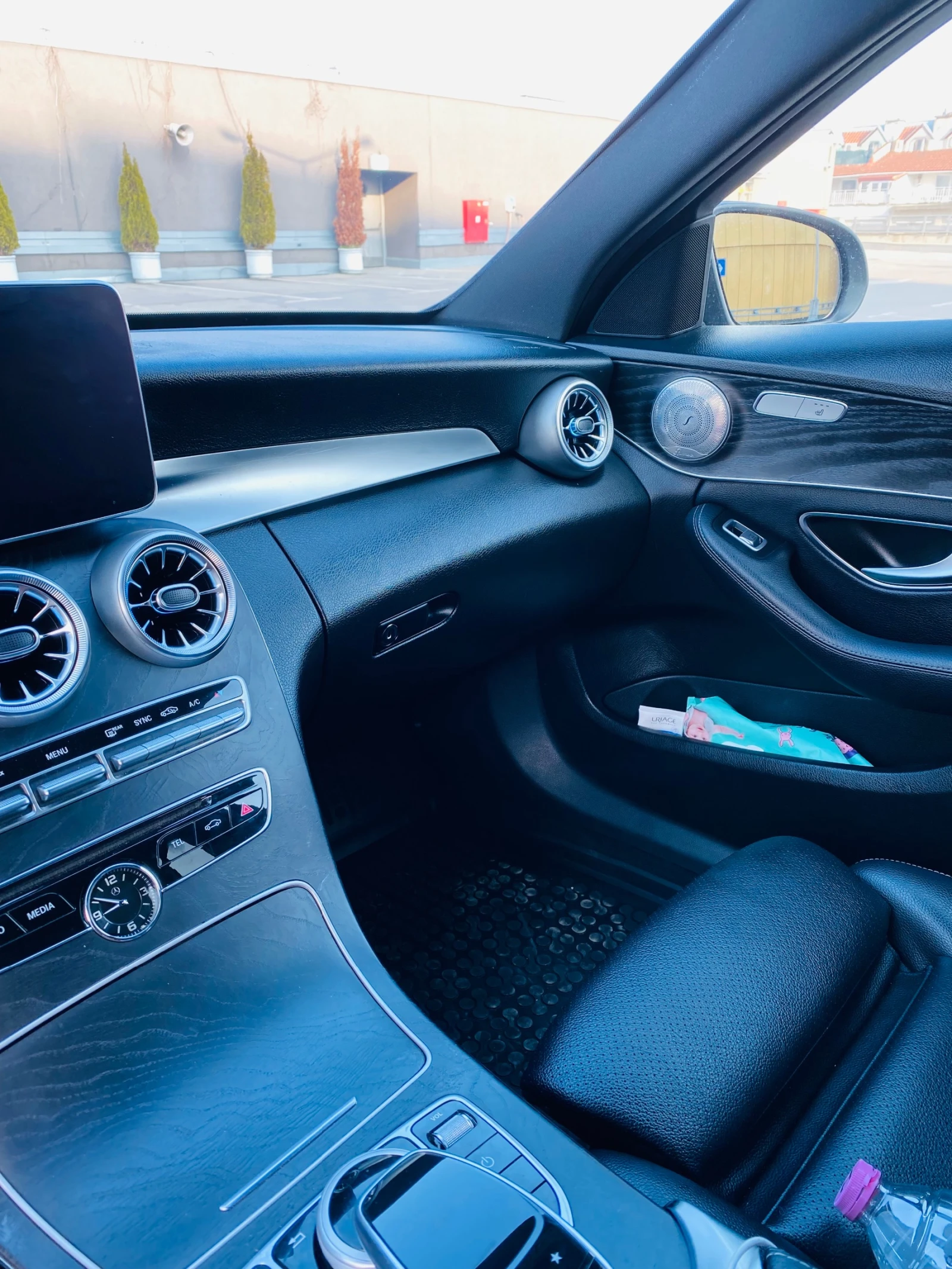 Mercedes-Benz C 250 AMG 4Matik, снимка 11 - Автомобили и джипове - 55108117