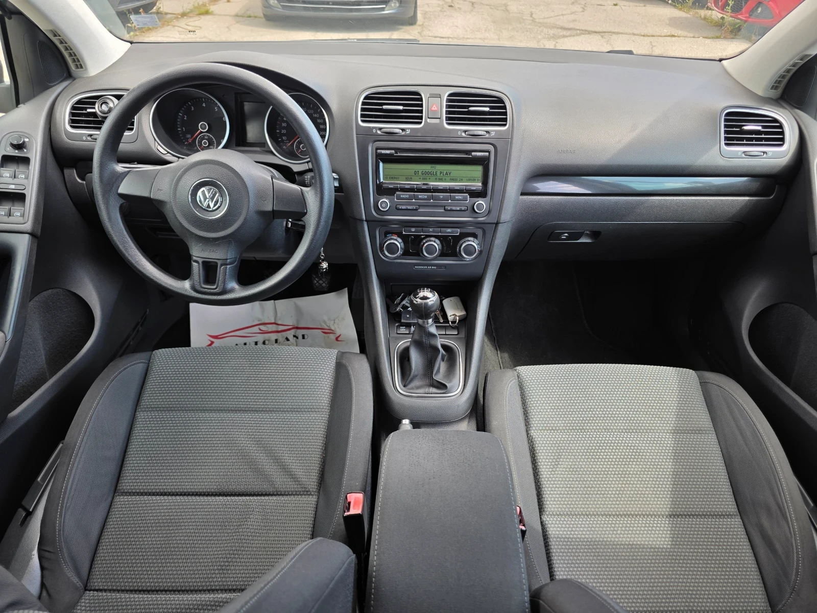 VW Golf 1.6i 102k.c ITALIA GAZ, снимка 13 - Автомобили и джипове - 55469811