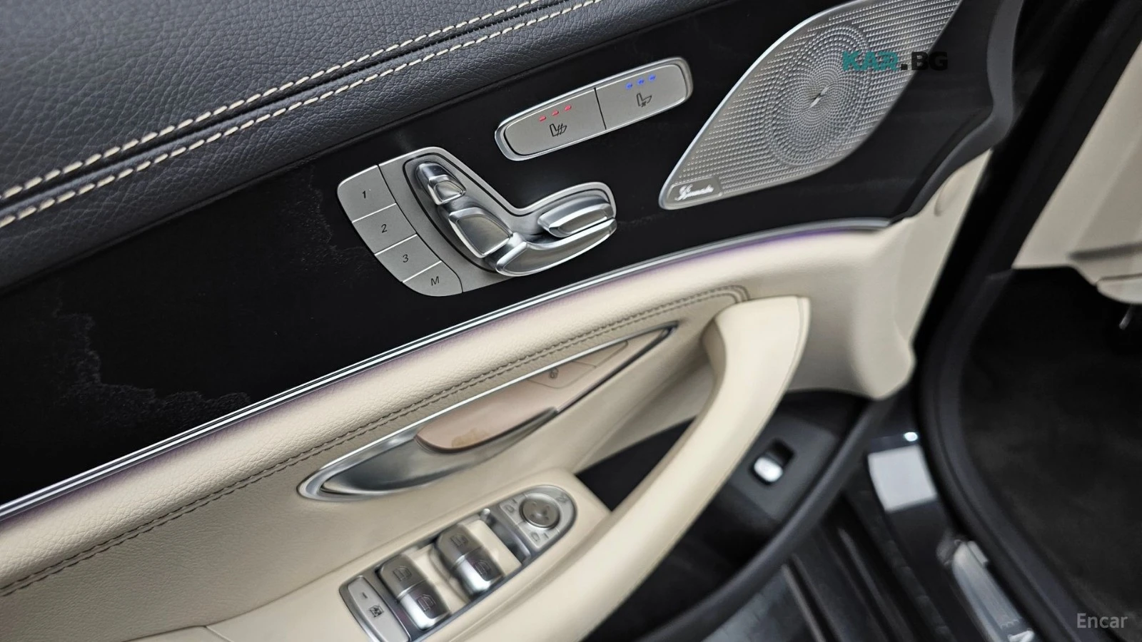 Mercedes-Benz CLS 300 d/4MATIC/SUNROOF/DRIVE-ASSITS, снимка 15 - Автомобили и джипове - 55746833