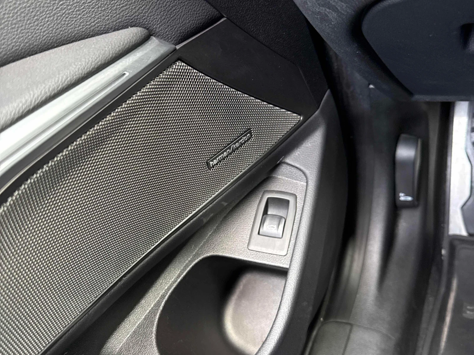 BMW 340 M-pack* 360* Distronic* H&K* HUD* Шибидах* 2ключа*, снимка 10 - Автомобили и джипове - 55816699