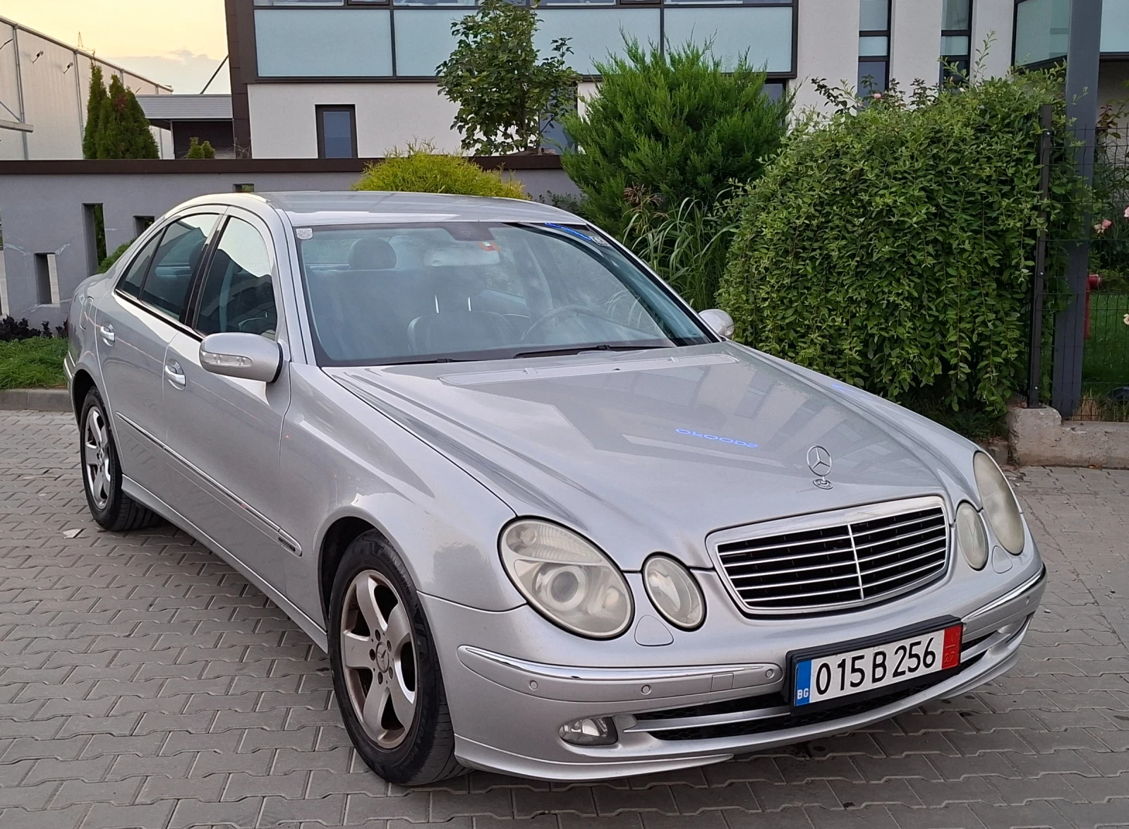 Mercedes-Benz E 270 2.7CDI* (177кс)* AVANTGARDE* НОВ ВНОС* , снимка 11 - Автомобили и джипове - 55891783