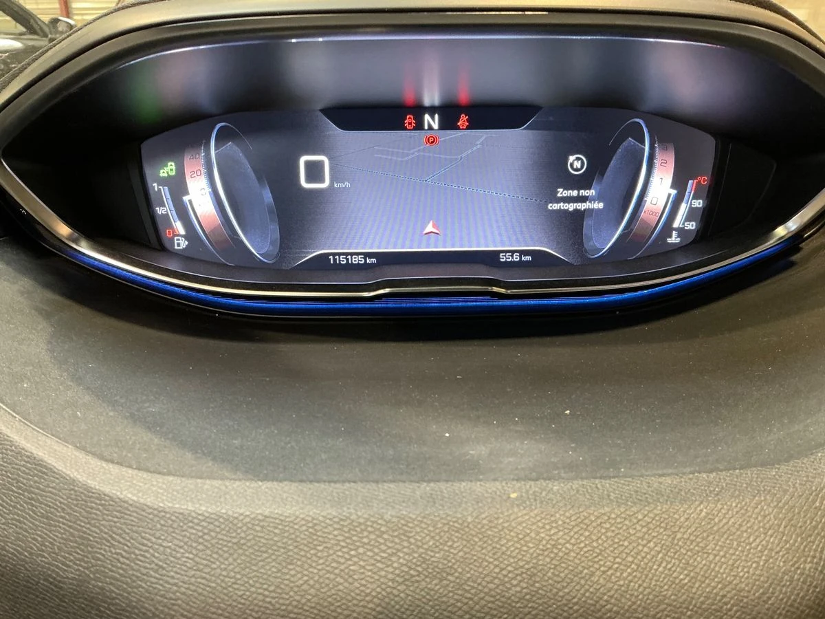 Peugeot 3008 2.0 Blue-HDi GT Line, снимка 11 - Автомобили и джипове - 56150233
