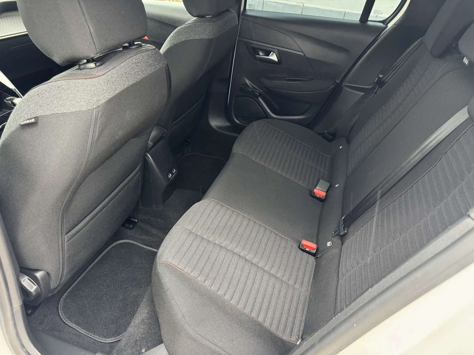 Peugeot 208 50000km!!!���������� ��������!!! | Mobile.bg � ����������� 15