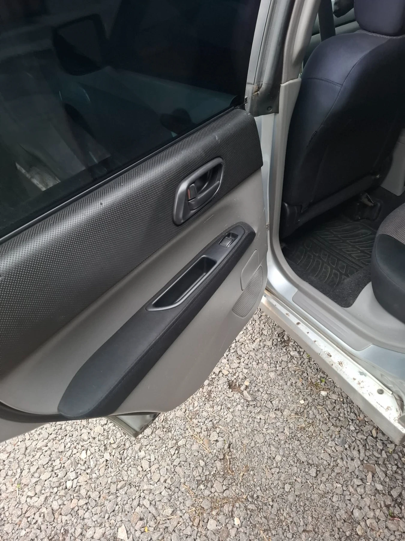 Subaru Forester 2.0, снимка 11 - Автомобили и джипове - 56299444