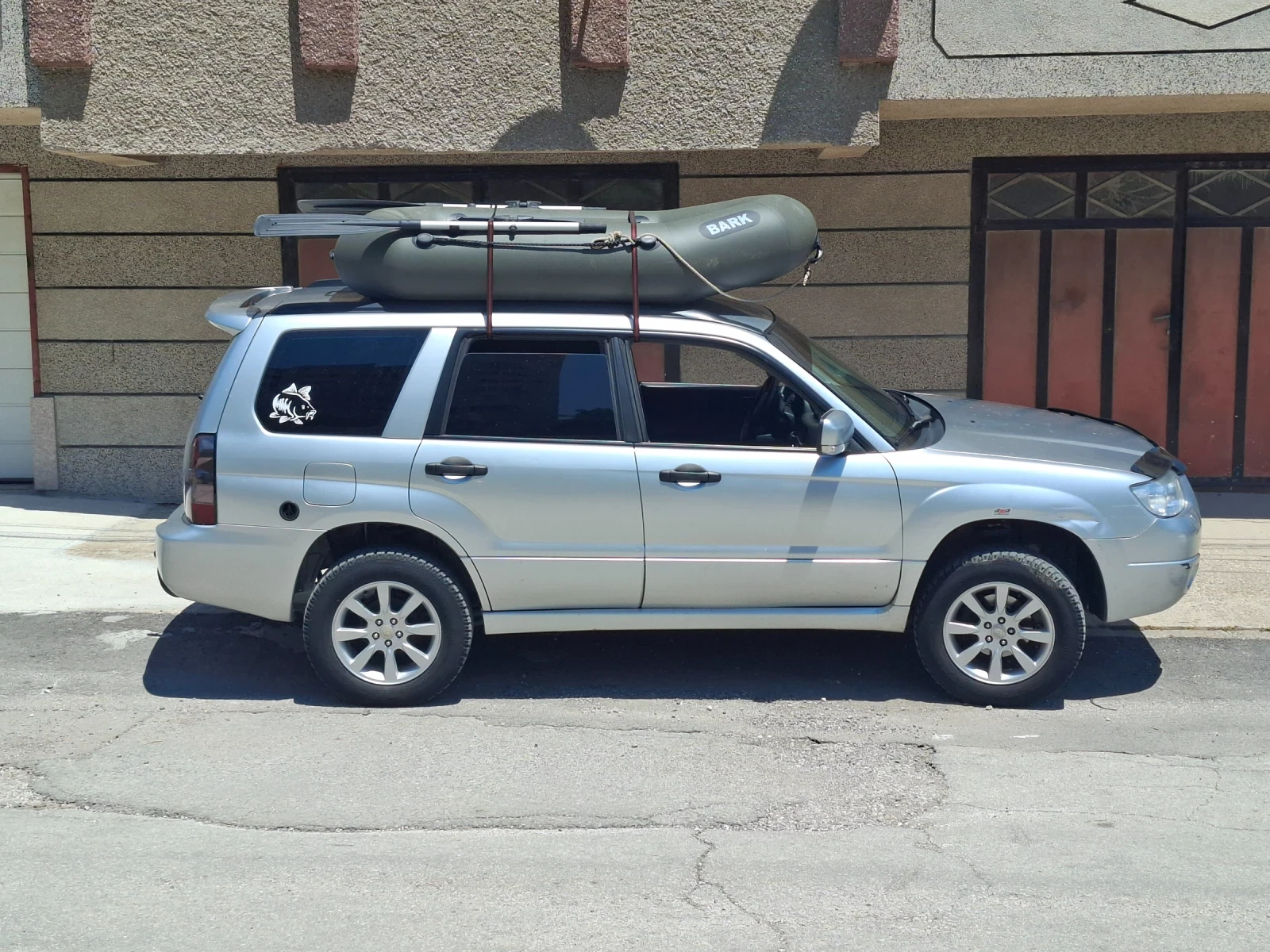 Subaru Forester 2.0, снимка 2 - Автомобили и джипове - 56299444