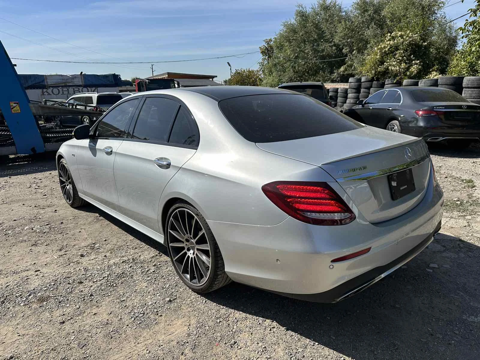 Mercedes-Benz E 43 AMG, снимка 3 - Автомобили и джипове - 56620364