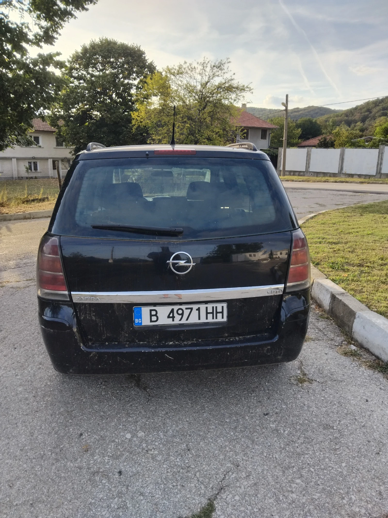 Opel Zafira, снимка 4 - Автомобили и джипове - 56644643