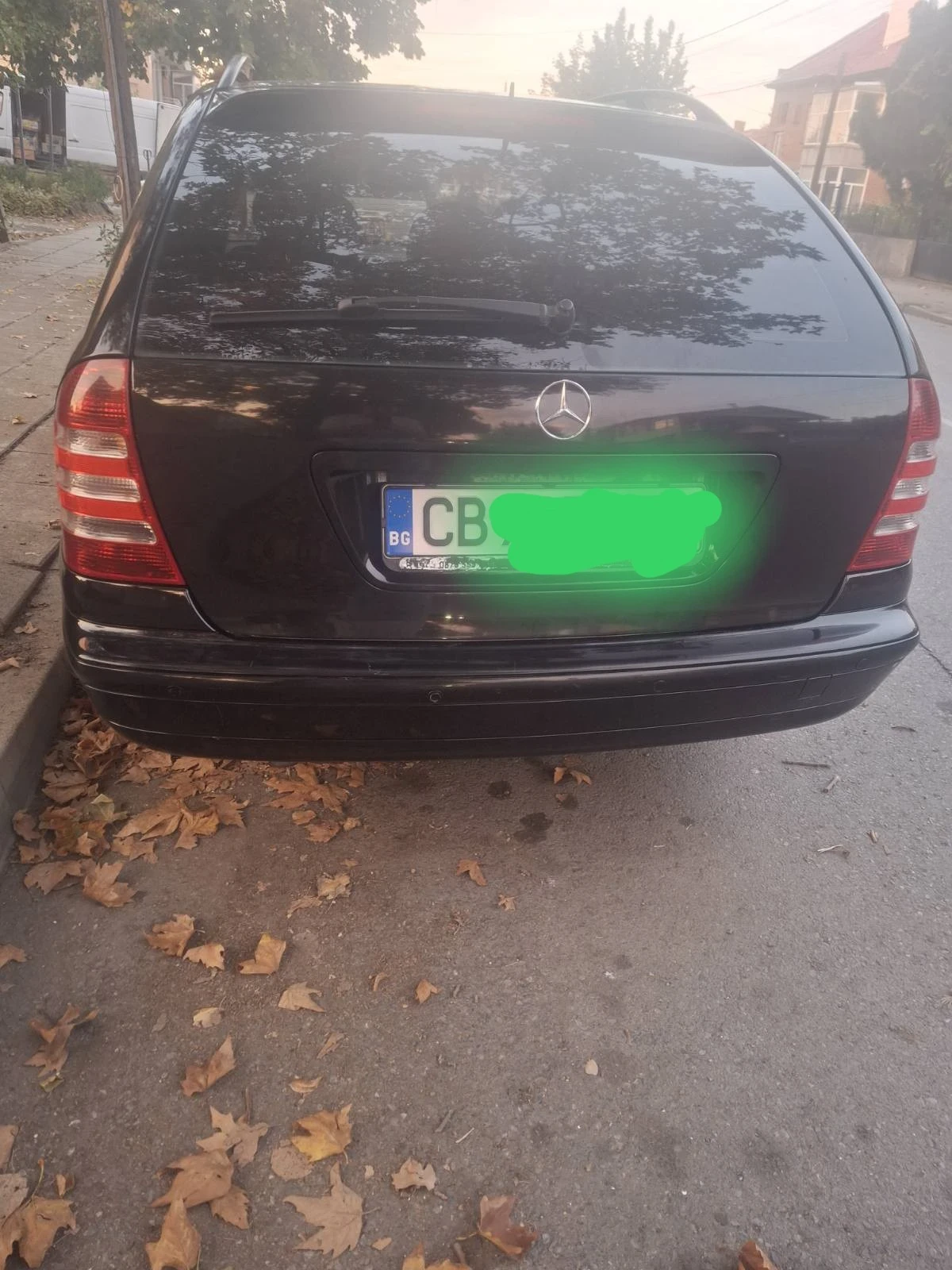 Mercedes-Benz C 180 Газ/бензин, снимка 2 - Автомобили и джипове - 56744219
