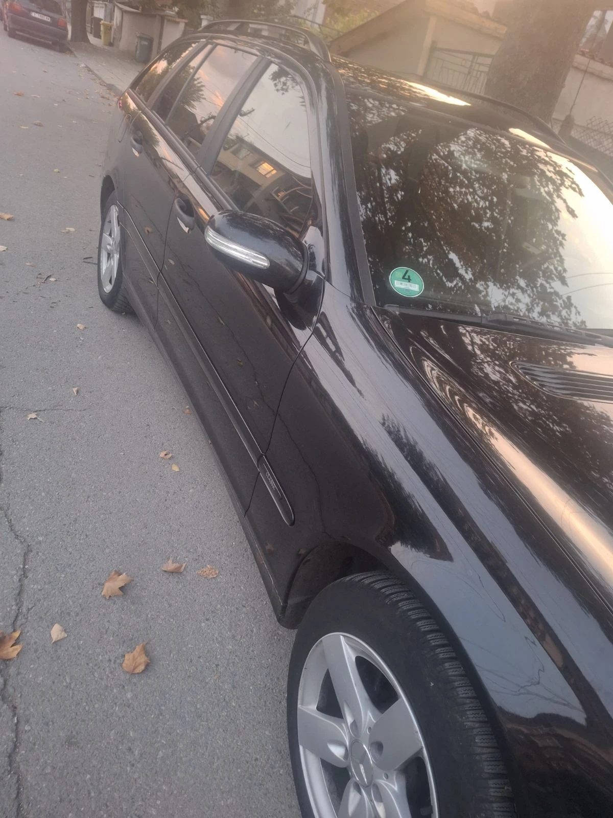 Mercedes-Benz C 180 Газ/бензин, снимка 4 - Автомобили и джипове - 56744219