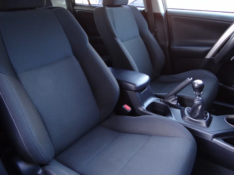 Toyota Rav4 2.0d4d-124k.c. /4 X 4/Keyless/Camera/Led/Euro-5B/, снимка 11 - Автомобили и джипове - 51765547