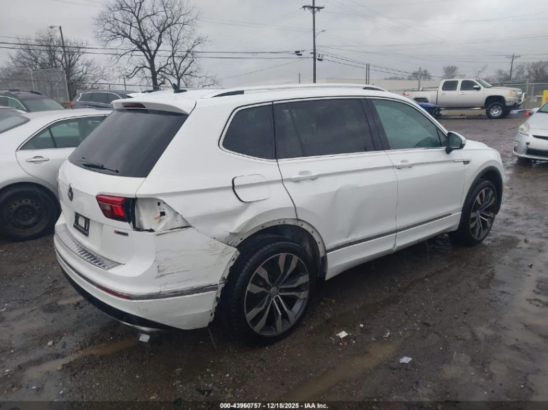 VW Tiguan 2l Volkswagen 2.0T Sel Premium R-Line, снимка 4 - Автомобили и джипове - 53168929
