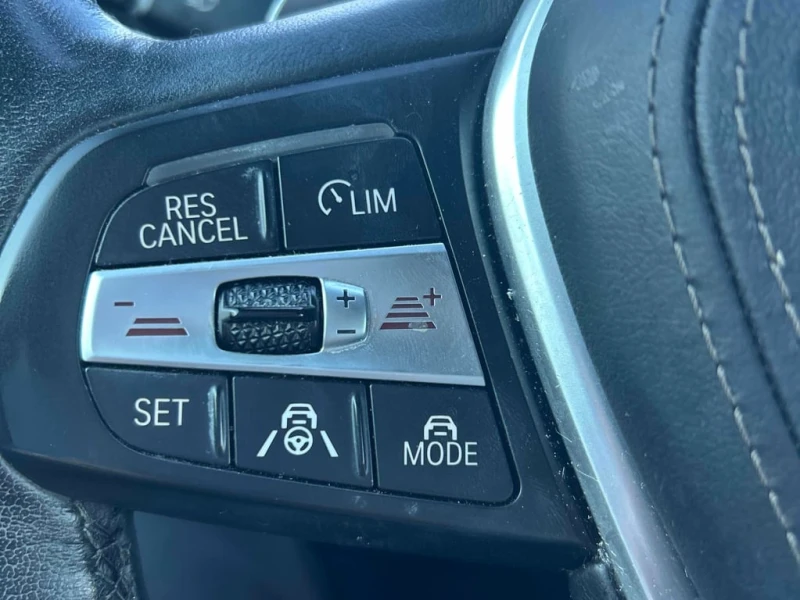 BMW X5 * xDrive40i * DISTRONIC* PANORAMA* + ГУМИ, снимка 5 - Автомобили и джипове - 53398306