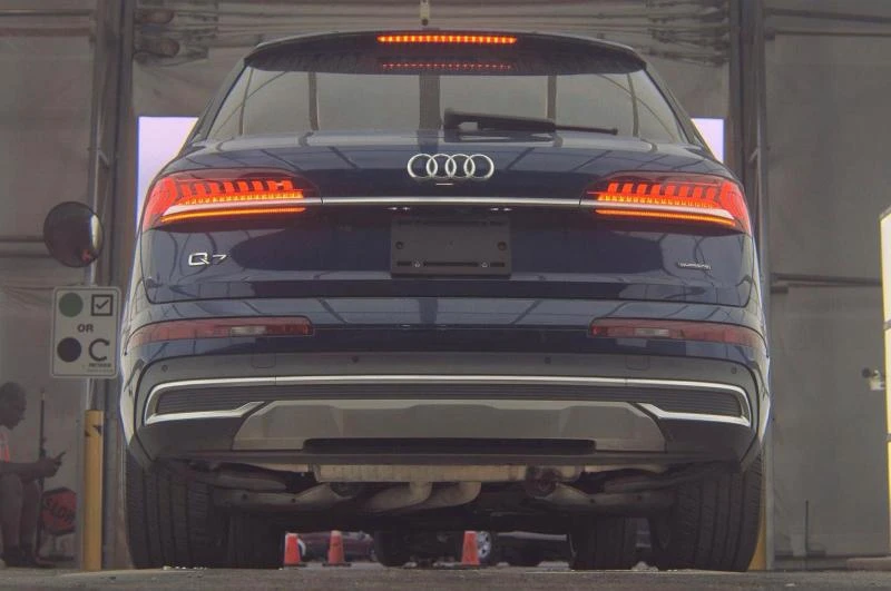 Audi Q7 QUATTRO 55 TFSI / 7 МЕСТА / ЛИЗИНГ, снимка 14 - Автомобили и джипове - 54656426
