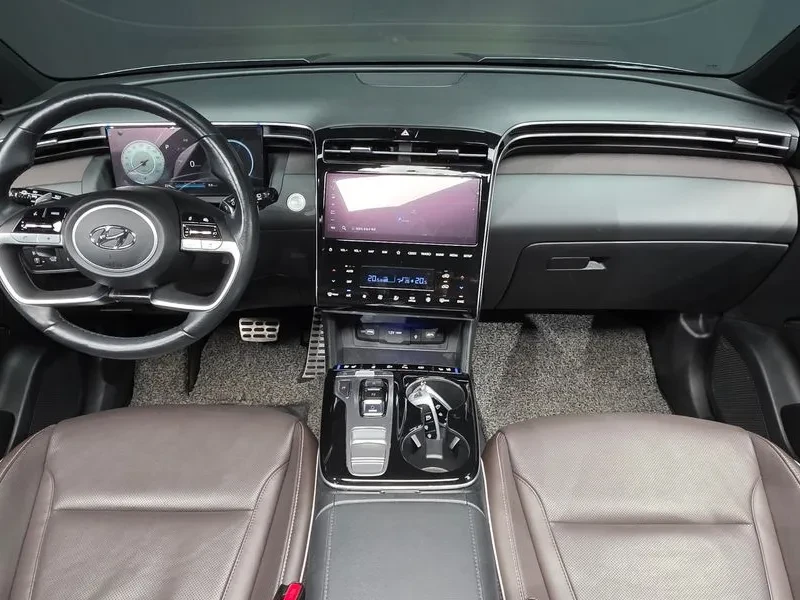 Hyundai Tucson 1.6 4WD - САМО 30% АВАНС, снимка 7 - Автомобили и джипове - 56255857