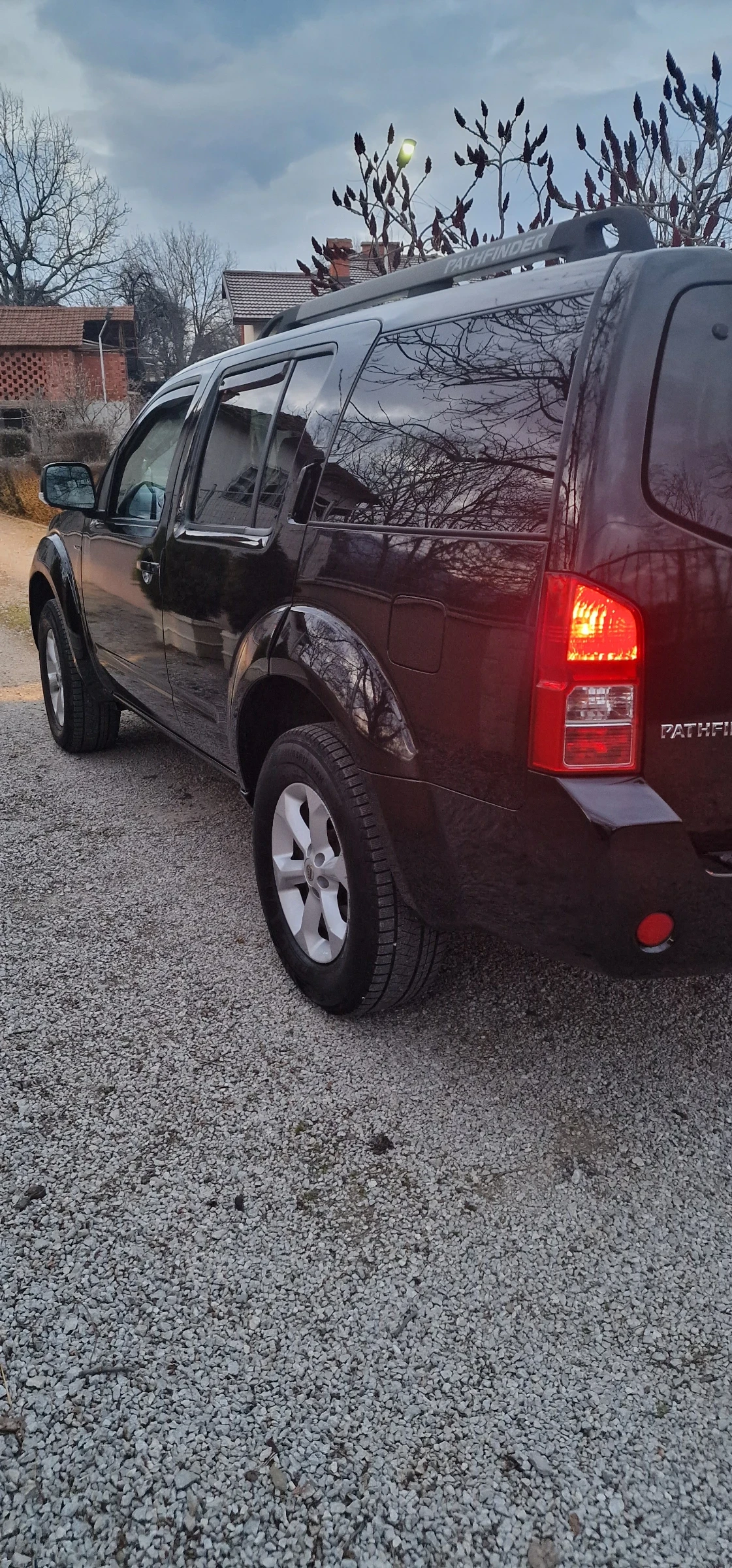 Nissan Pathfinder  - изображение 5