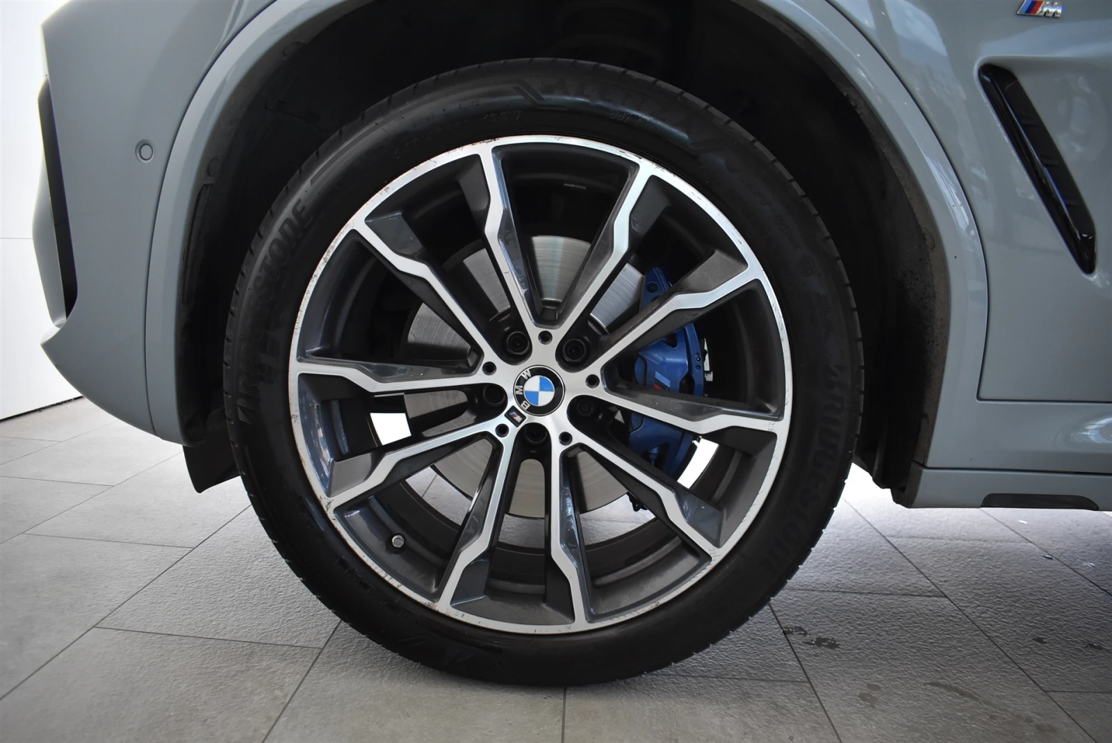 BMW X4 M40i - изображение 5