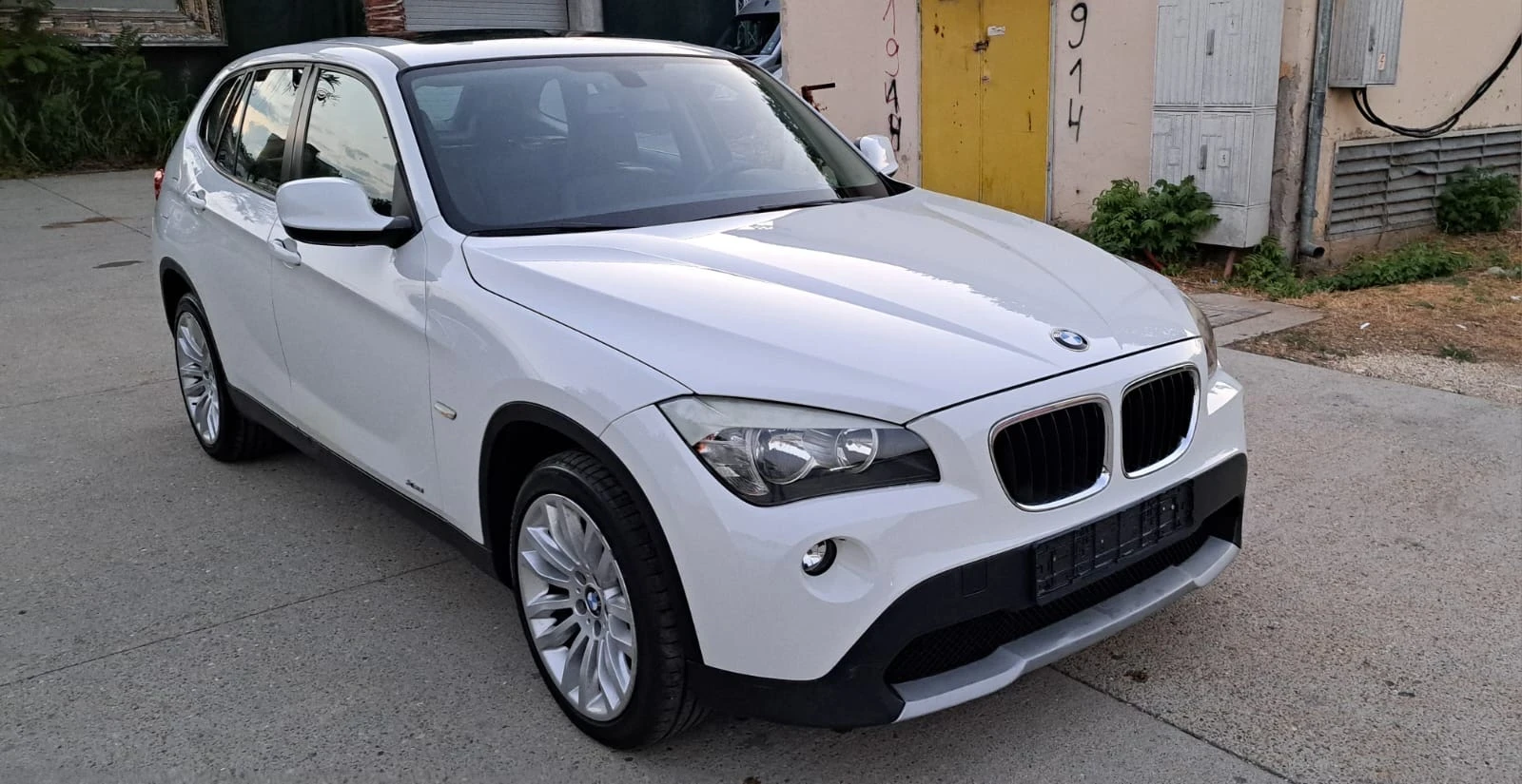 BMW X1 18D XDRIVE - изображение 3