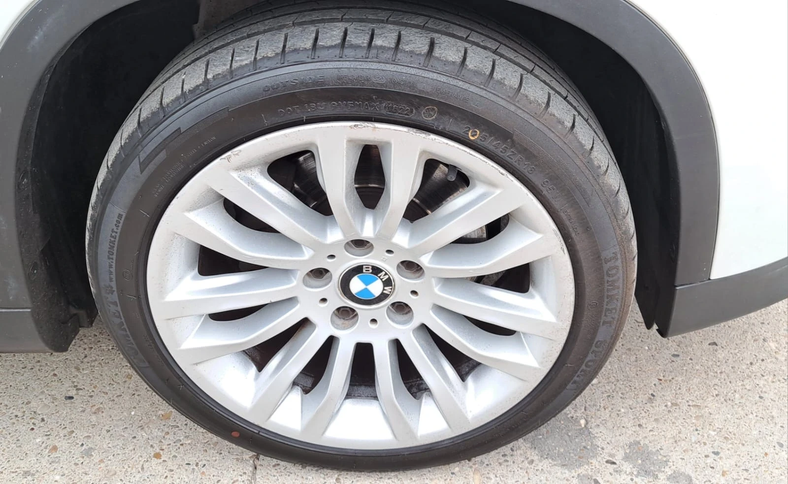 BMW X1 18D XDRIVE - изображение 8