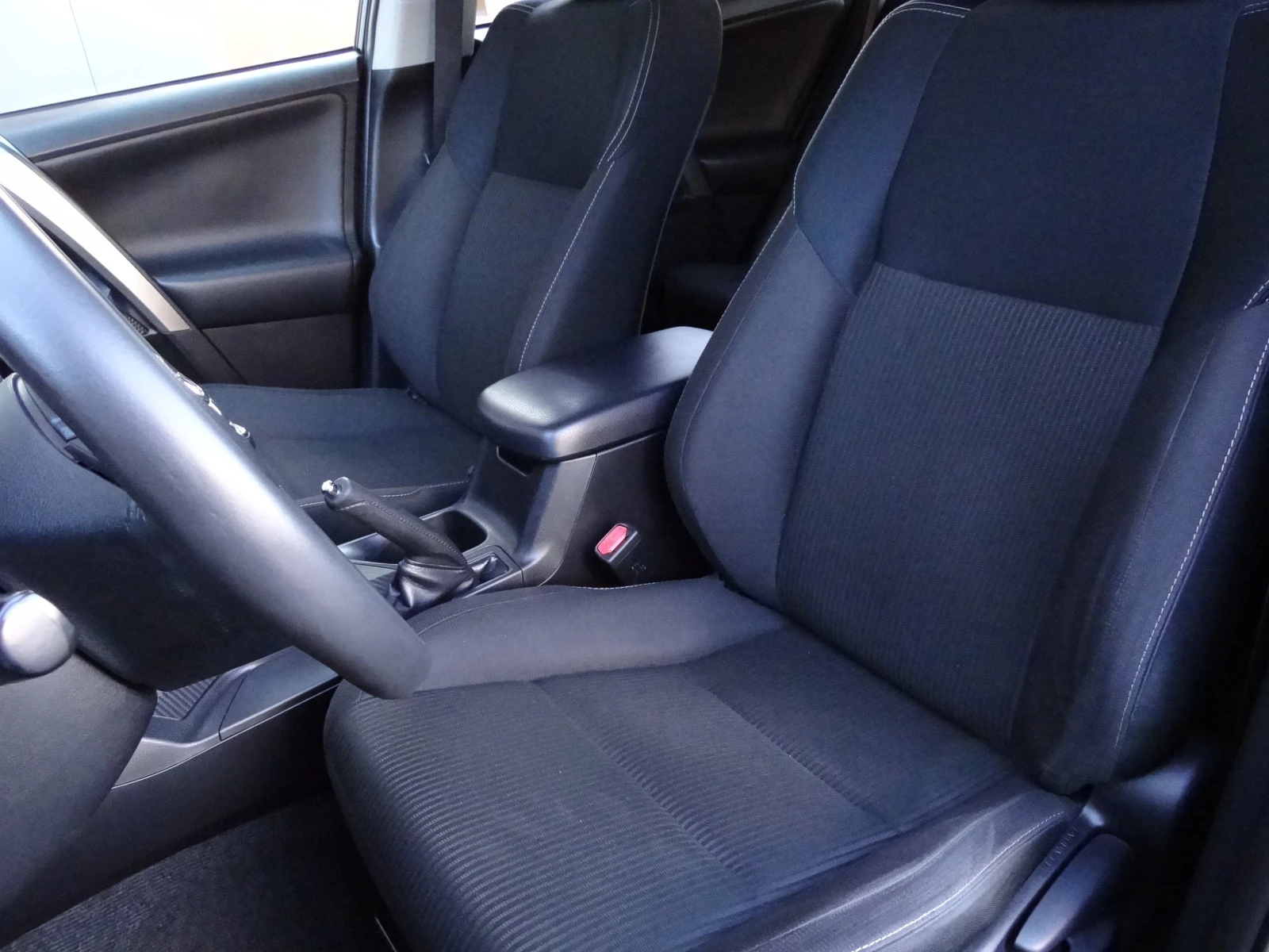 Toyota Rav4 2.0d4d-124k.c. /4 X 4/Keyless/Camera/Led/Euro-5B/ | Mobile.bg   12