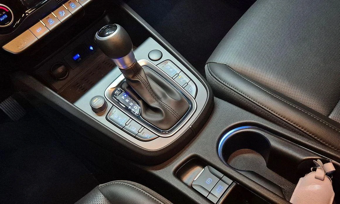 Hyundai Kona Gasoline 1.6 Turbo 2WD Inspiration - изображение 9