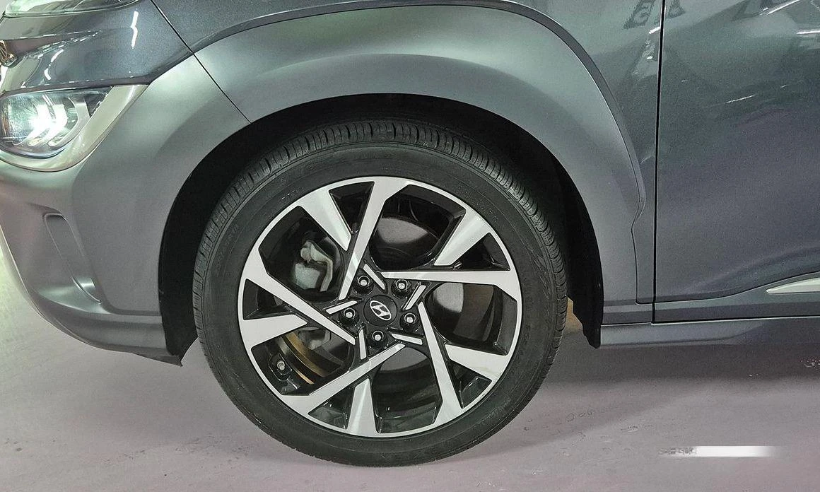 Hyundai Kona Gasoline 1.6 Turbo 2WD Inspiration - изображение 5