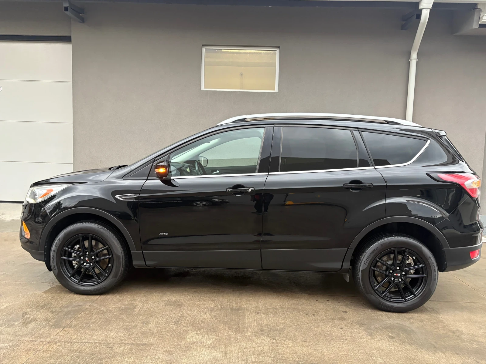 Ford Kuga Titanium 2.0 diesel 150kc Euro 6 Automatic - изображение 3