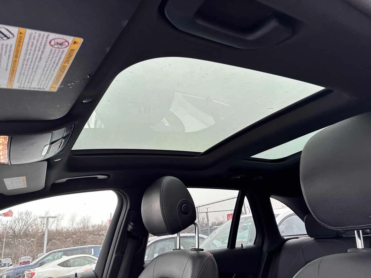 Mercedes-Benz GLC * 300 * CARFAX * ЦЕНА ДО БГ, снимка 12 - Автомобили и джипове - 54009014