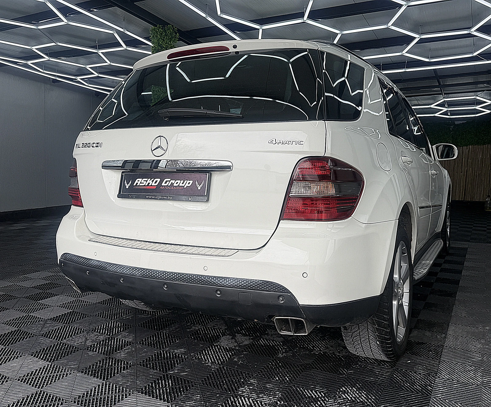 Mercedes-Benz ML 320 EDITION-1/4-Matic/ПОДГРЕВ ОБДУХВАНЕ КАМЕРА ЛИЗИНГ, снимка 6 - Автомобили и джипове - 54053651