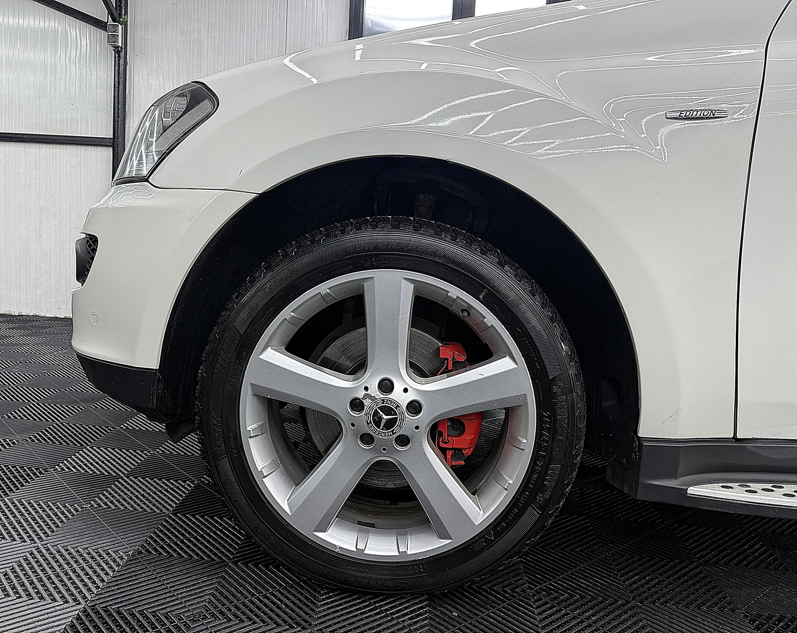 Mercedes-Benz ML 320 EDITION-1/4-Matic/ПОДГРЕВ ОБДУХВАНЕ КАМЕРА ЛИЗИНГ, снимка 9 - Автомобили и джипове - 54053651